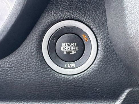 Used 2021 RAM 1500 Laramie w/ Sport Appearance Package AWD/4WD image 34