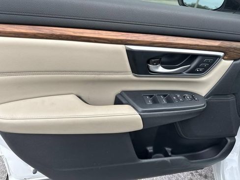 Used 2021 Honda CR-V Touring image 16