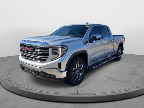 Used 2022 GMC Sierra 1500 SLT w/ SLT Premium Package image 3