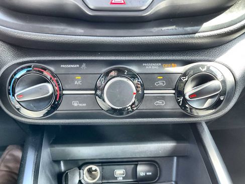 Used 2020 Kia Soul X-Line FWD image 16
