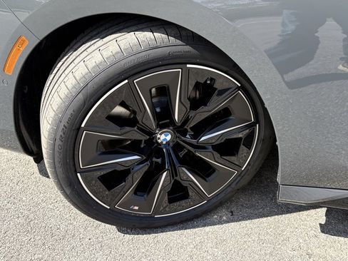 Used 2025 BMW 760i xDrive 760i xDrive image 7