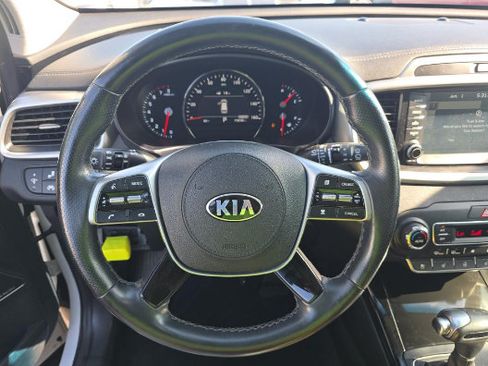 Used 2019 Kia Sorento SX w/ SX Touring Package FWD image 14