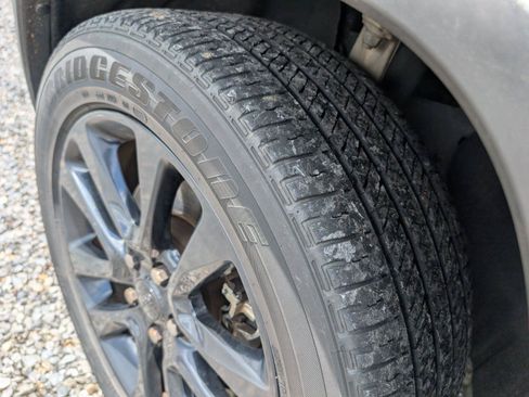 Used 2022 Jeep Grand Cherokee Laredo E RWD image 13