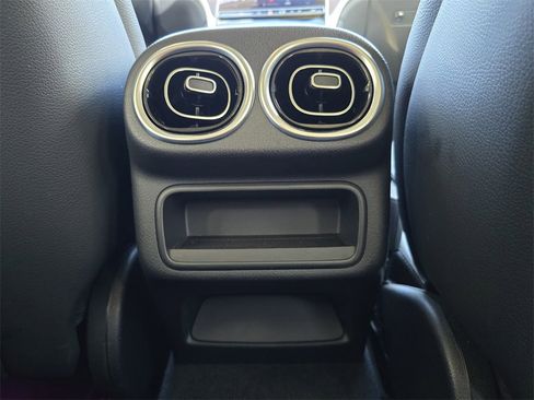 Used 2024 Mercedes-Benz GLC 300 image 14