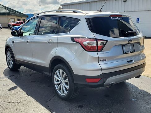 Used 2017 Ford Escape Titanium image 8