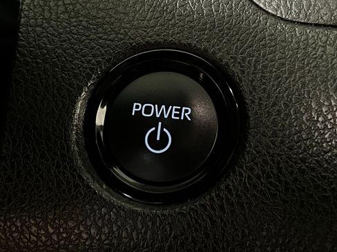 Certified 2025 Toyota Camry LE FWD image 19