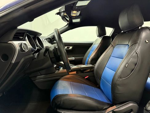 Used 2020 Ford Mustang EcoBoost Coupe 2D w/ Equipment Group 101A image 11