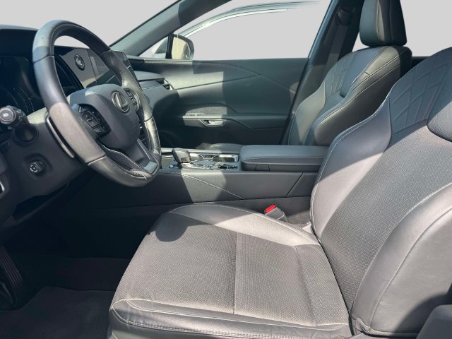 Used 2024 Lexus RX 350 Premium w/ Accessory Package (Z1) AWD/4WD image 20