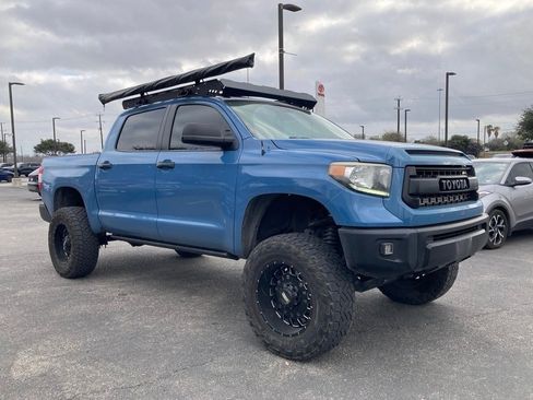Used 2019 Toyota Tundra SR5 w/ SR5 Upgrade Package image 3