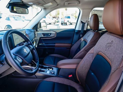 New 2026 Ford Bronco Sport Outer Banks image 17