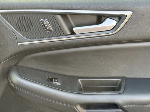 Used 2024 Ford Edge SEL image 14