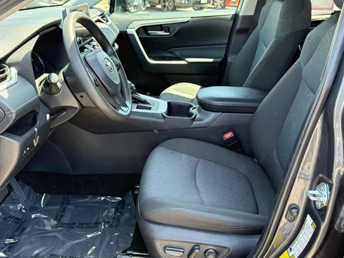 Certified 2025 Toyota RAV4 XLE FWD image 19