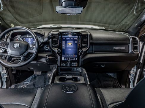 Used 2024 RAM 3500 Laramie w/ Night Edition image 20