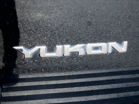 Used 2013 GMC Yukon Denali image 30