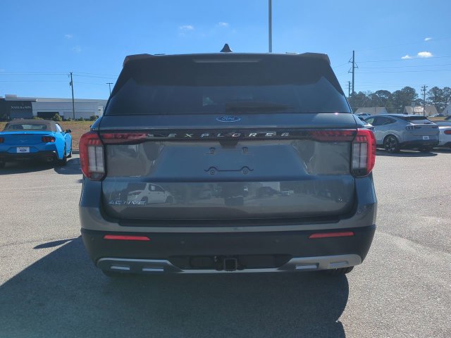 New 2026 Ford Explorer Active w/ Active Comfort Package RWD image 5