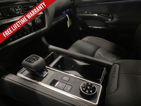 New 2026 Nissan Pathfinder Platinum w/ Cargo Package AWD/4WD image 37