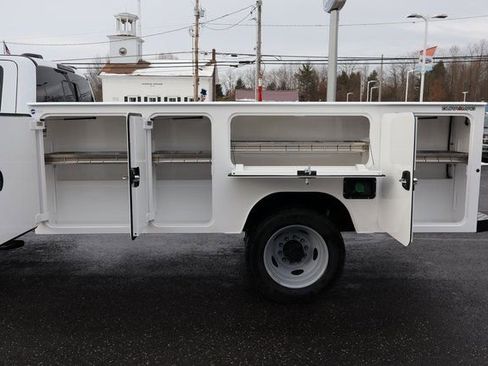 New 2026 Ford F550 4x4 Supercab Super Duty image 18