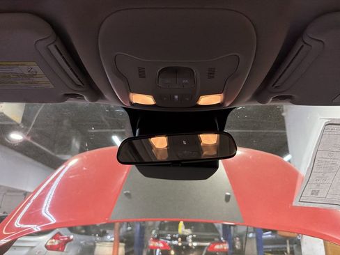 Used 2018 Jeep Renegade Trailhawk image 22