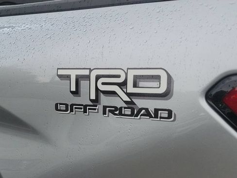 Used 2024 Toyota Tacoma TRD Off-Road AWD/4WD image 8