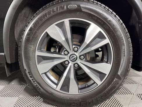 Used 2024 Nissan Murano SV image 13