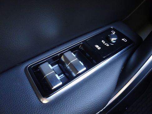 New 2025 Jaguar F-PACE R-Dynamic S image 26