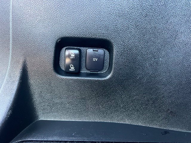 Used 2020 Ford Edge SEL w/ Convenience Package AWD/4WD image 17