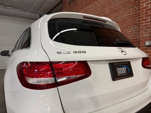 Used 2019 Mercedes-Benz GLC 300 GLC300 image 15