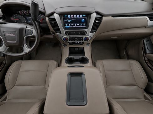 Used 2020 GMC Yukon SLT w/ Open Road Package AWD/4WD image 15