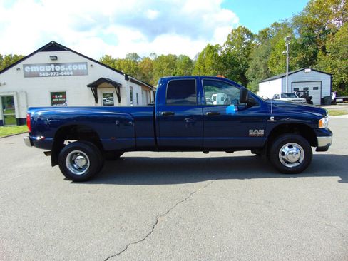 Used 2004 Dodge Ram 3500 Truck SLT w/ Trailer Tow Group image 2