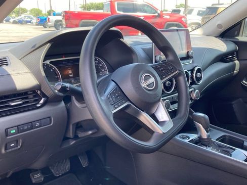 Used 2024 Nissan Sentra SV image 7