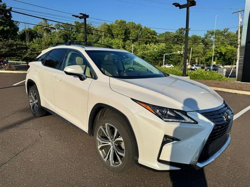 Used 2017 Lexus RX 350 AWD image 3