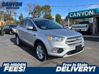 Used 2018 Ford Escape SE w/ SE Sync 3 Package