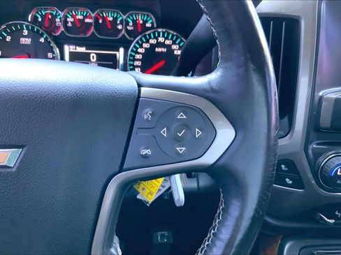 Used 2017 Chevrolet Silverado 1500 High Country image 24