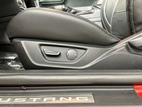 Used 2019 Ford Mustang GT Premium w/ GT Performance Package RWD image 23