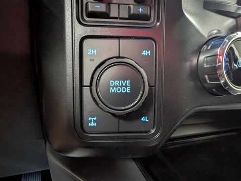 New 2025 Ford F250 Lariat w/ Lariat Ultimate Package image 14