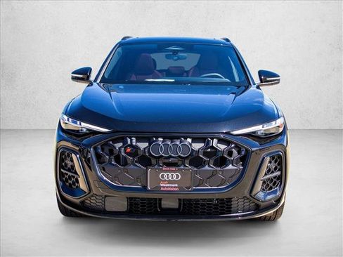 New 2026 Audi SQ5 Prestige AWD/4WD image 2