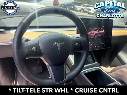 Used 2022 Tesla Model Y Long Range AWD/4WD image 7