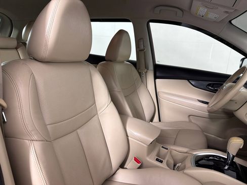Used 2014 Nissan Rogue SL FWD image 22