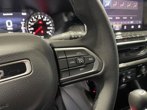 New 2026 Jeep Compass Latitude AWD/4WD image 14