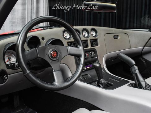 Used 1993 Dodge Viper RT/10 image 8