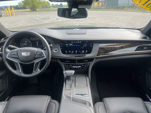 Used 2017 Cadillac CT6 Luxury AWD/4WD image 11