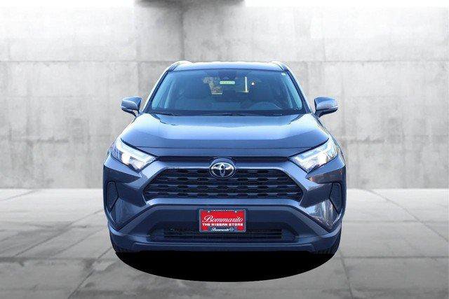 Used 2025 Toyota RAV4 XLE AWD/4WD image 4