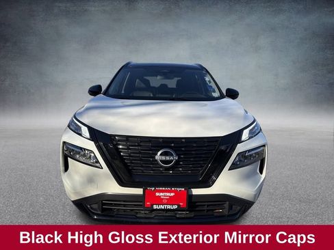 Used 2023 Nissan Rogue SV w/ SV Premium Package image 17