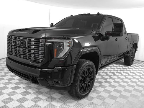 Used 2026 GMC Sierra 2500 Denali Ultimate w/ Max Trailering Package AWD/4WD image 10