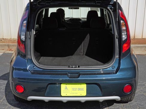 Used 2019 Kia Soul + FWD image 9