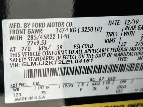 Used 2020 Lincoln Navigator Reserve w/ Luxury Package RWD image 33