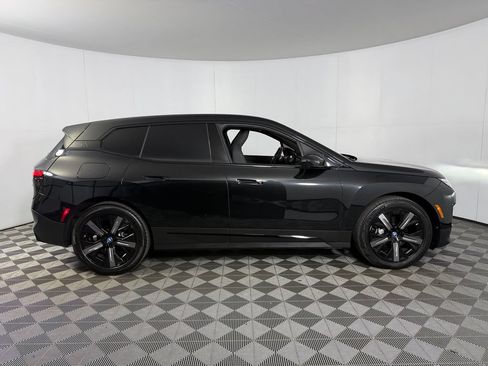 Used 2024 BMW iX xDrive50 AWD/4WD image 6