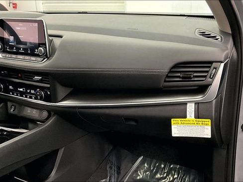 New 2026 Nissan Rogue SV AWD/4WD image 32
