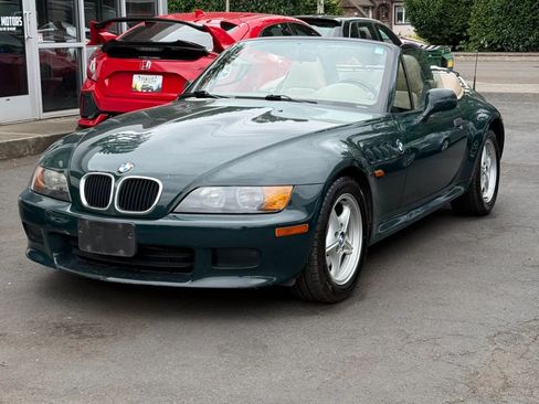 Used 1999 BMW Z3 2.5i RWD image 1