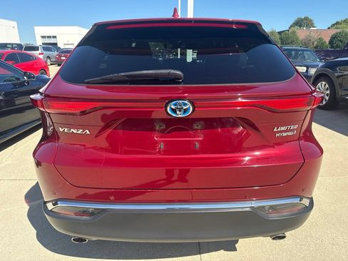 Used 2021 Toyota Venza Limited w/ Advanced Technology Package AWD/4WD image 5
